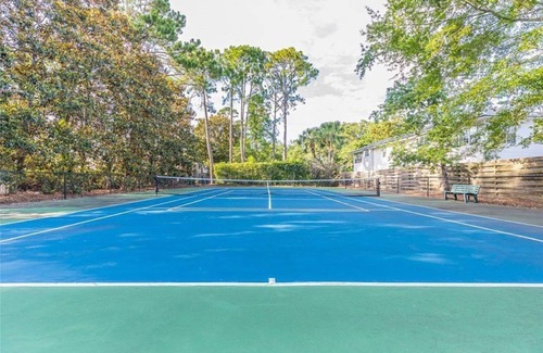 Saint Simons Heights Condo | Minutes to the some of the best beaches, dining and shopping