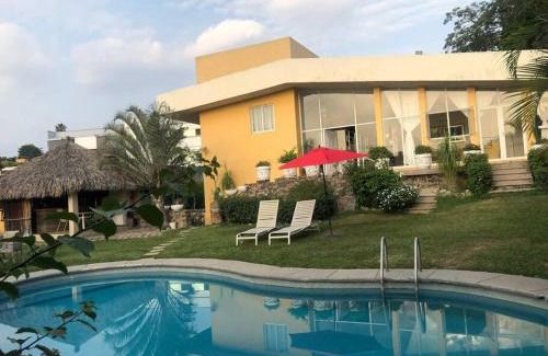Tres de Mayo House | Mirador de Águila