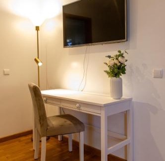 Faro House | Miradouro da Penha