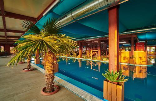 Lucenec Hotel | Miraj Resort