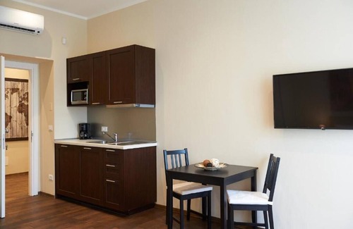 Roiano-Gretta-Barcola-Cologna-Scorcola Apartment | Miramare Luxury Suites
