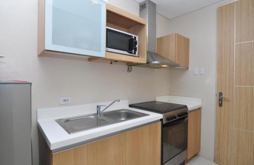 Nasugbu Apartment | Miranda B 306 1BR at Pico de Loro by Raquel's Place