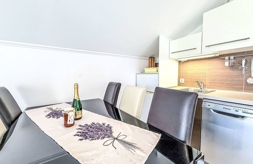 Vrsi Apartment | Mirjana by Interhome