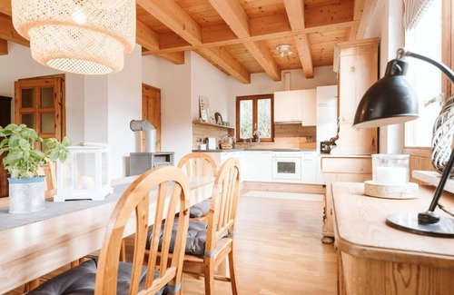 Ferndorf House | Mirnock Ahoi - Ferienhaus, Dusche und Bad, WC, 3 Schlafräume