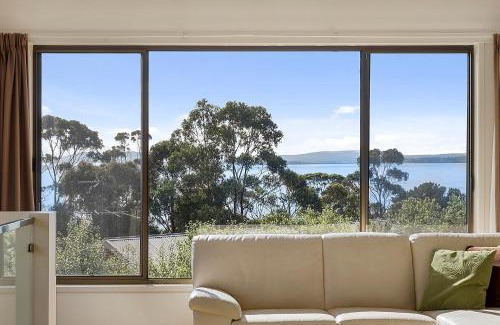 Blackmans Bay House | Mirramar House