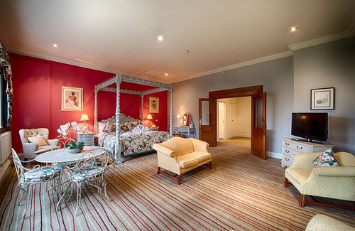 Miskin Hotel | Miskin Manor Hotel And Health Club