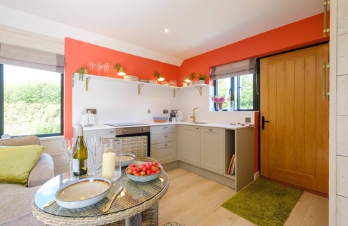 Thorpeness Cottage | Mission Lodge - sleeps 2 guests in 1 bedroom