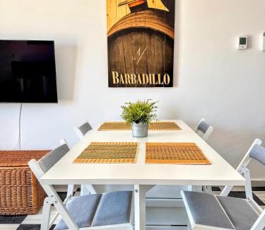 Sanlucar de Barrameda Apartment | Misterhost Sanlucar Barrio Alto Bodegas