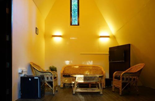 Mananthavady Bed & Breakfast | Misty Hills Cabin