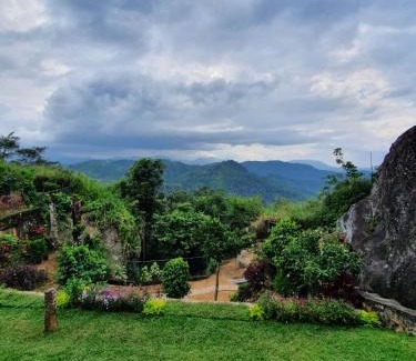 Kadugannawa Hotel | Misty Hills Villa Kadugannawa
