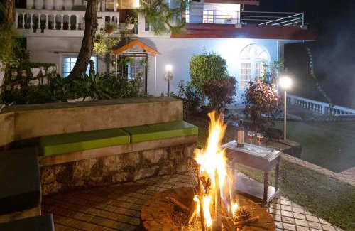Sabathu Villa | Misty Mountains Cottage - In the Lap of Nature!