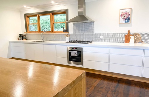 Mittagong House | Misty Pines 6 - A Relaxing Country Escape