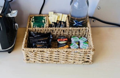 Tynemouth Apartment | Mitcalfe House Apt 2 Tynemouth with sea views