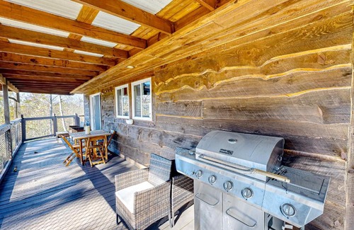 Nebo House | Mitchell Cabin
