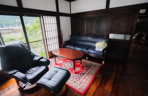 Nishikatsura House | Mitsutoge no Yado a house where you can feel the - Taisho Roman House where you can feel the four seasons/Minamitsuru-gun Yamanashi