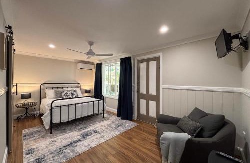 Flaxton House | Mitta Glen Guesthouse