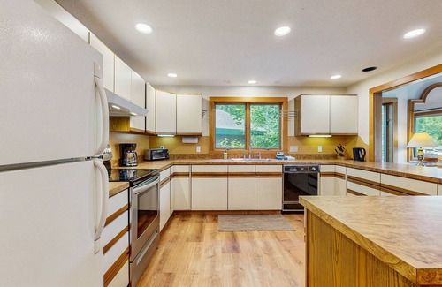 Franconia House | Mittersill alpine lodge w/infinity view of the mountains and forest