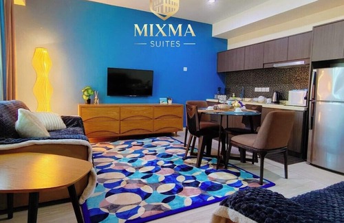 Downtown Kota Kinabalu Apartment | Mixma Suites Seaview Rooftop Pool @ Mercure Hotel