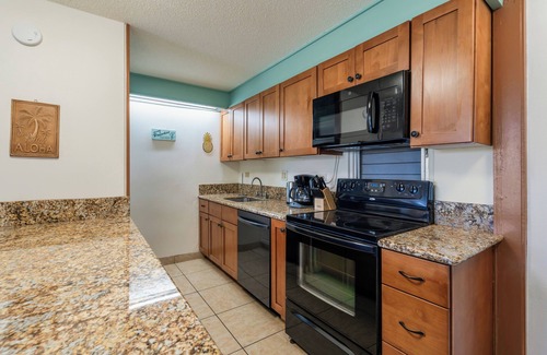 Kaanapali Condo | MKV A302 - Beach Front 2 bedroom with Garden Views