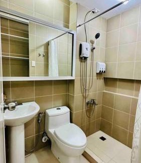 Tagaytay Apartment | MM’s Place at Woodhills Tagaytay