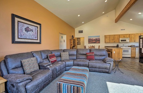 Moab South Valley Apartment | Moab Townhome w/Pool Access + Stunning Mtn Views!