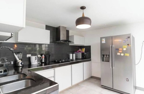 San Isidro House | Moana & Thiago's 4-bedroom townhouse in the best location in San Isidro