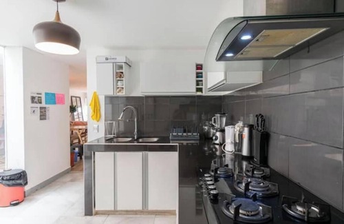 San Isidro House | Moana & Thiago's 4-bedroom townhouse in the best location in San Isidro