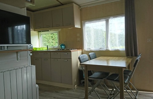 Allonnes House | Mobil home 4 pers, on camping 4 stars, with lagoon, 7 km from Saumur.