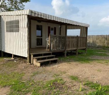Meschers-sur-Gironde Other | Mobil Home avec spacieuse terrasse à Meschers proche de Royan