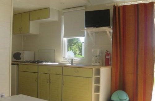 Le Fouilloux Other | Mobil home cosy avec terrasse pour 4 personnes - API-1-52-690