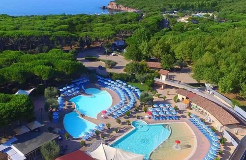 Le Rocchette House | Mobilehome with TV and garden