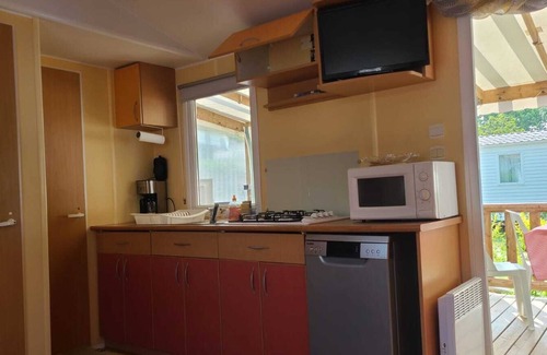 Meschers-sur-Gironde House | Mobile-home rental Camping L'Escale** in Meschers-sur-Gironde - 4 pers.
