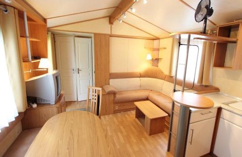 Volkermarkt House | Mobile Home by Völkermarkt Reservoir