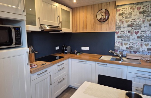 Vielsalm Villa | Mobile Home in Ardennes Near Forest & Sauna