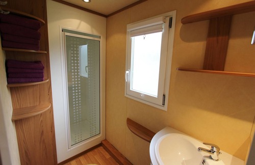 Volkermarkt House | Mobile home near Lake Klopeiner See