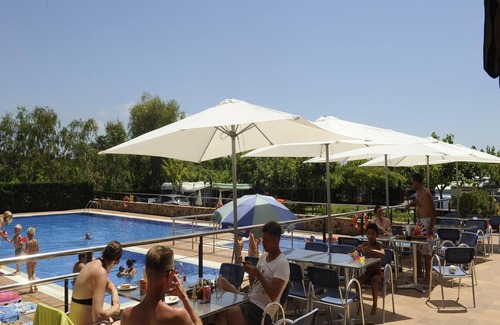 Malgrat de Mar House | Mobile home with covered terrace