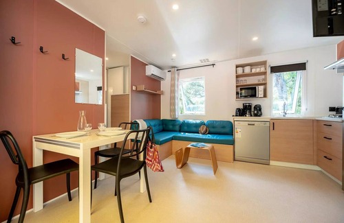 Beauvoir House | Mobilheim A/C