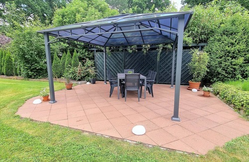 Seevetal Condo | Mod. Apartment with balcony, 4 persons, near Hamburg