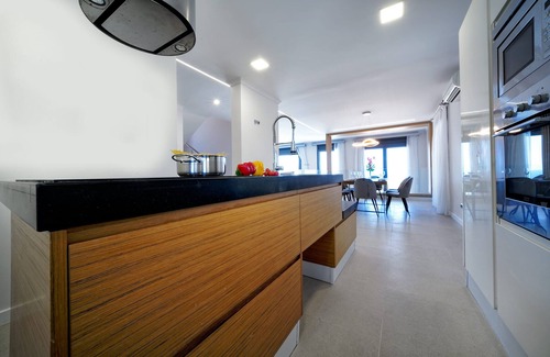 Maspalomas Villa | Modern villa with sea views, private pool, jacuzzi, pool bar, bbq