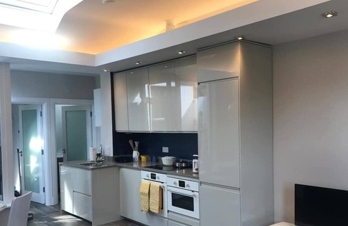 Dublin Cottage | Modern 1 Bed 1 Bath in Central Dublin Location