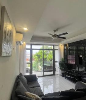Saint Andrew Apartment | Modern 1 Bedroom Oasis in Kingston