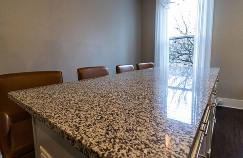 East Washington House | Modern 1900 Victorian Home - King Beds - Beautiful views of W&J Campus