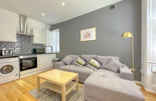 Camberwell Green Apartment | Modern 1Bed Apartment London Camberwell Denmark Hill, Close to Kings College Hospital