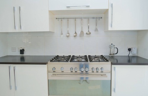 St. George's Apartment | Modern 2-bed 3-bath apartment in St George's with OUT OF THIS WORLD views.