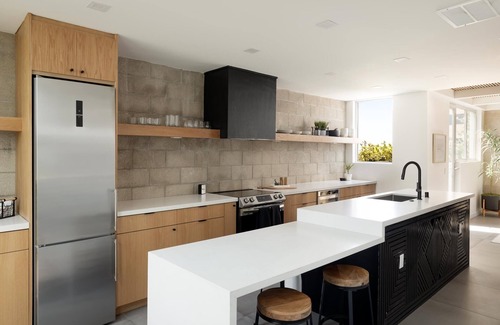 Harborview House | Modern 2 bed w AC in PRIME Little Italy