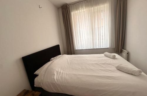 Quartier des Quais - Kaaienwijk Apartment | Modern 2 Bedroom Apartment for 6 - City Center