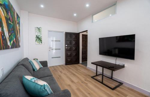 San Francisco Apartment | Modern 2-Bedroom Apartment in historic Old San Juan