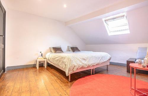Ghent City Centre Apartment | Modern 2-Bedroom Getaway in the Heart of Ghent