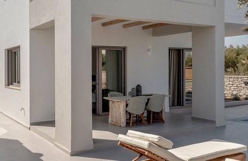 Tavronitis Villa | Modern 2-bedroom Villa with Private Pool by Delfus