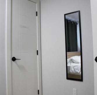Keith Apartment | Modern 2 Bedrooms Private Suite